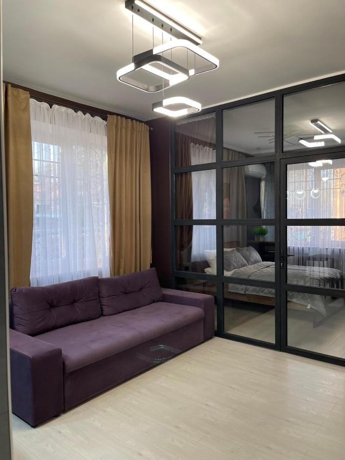 Apartamento Vel Люкс Chernivtsi Exterior foto