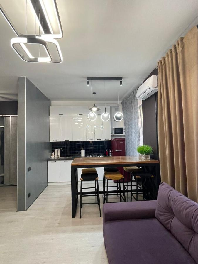 Apartamento Vel Люкс Chernivtsi Exterior foto