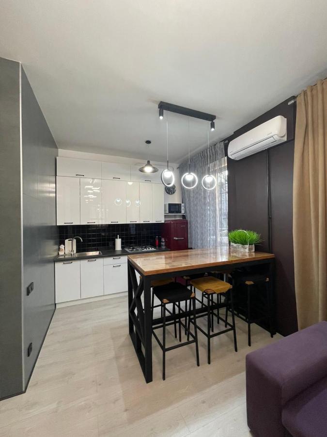 Apartamento Vel Люкс Chernivtsi Exterior foto