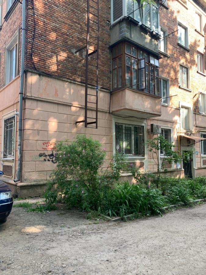 Apartamento Vel Люкс Chernivtsi Exterior foto